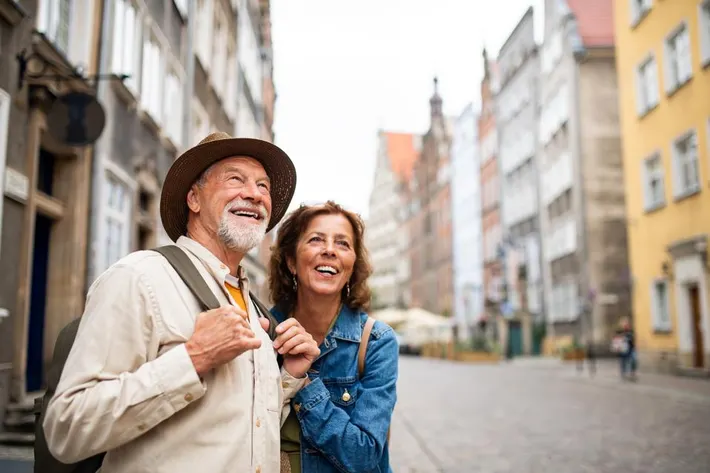 Best Dating Sites for Senior Travelers 